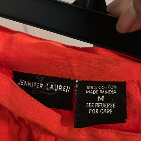 Jennifer Lauren pleated skirt for women with built in lining. Size M - Picture 5 of 6